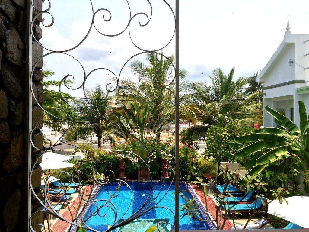 Ropanha Boutique Hotel Sihanoukville Ngoại thất bức ảnh