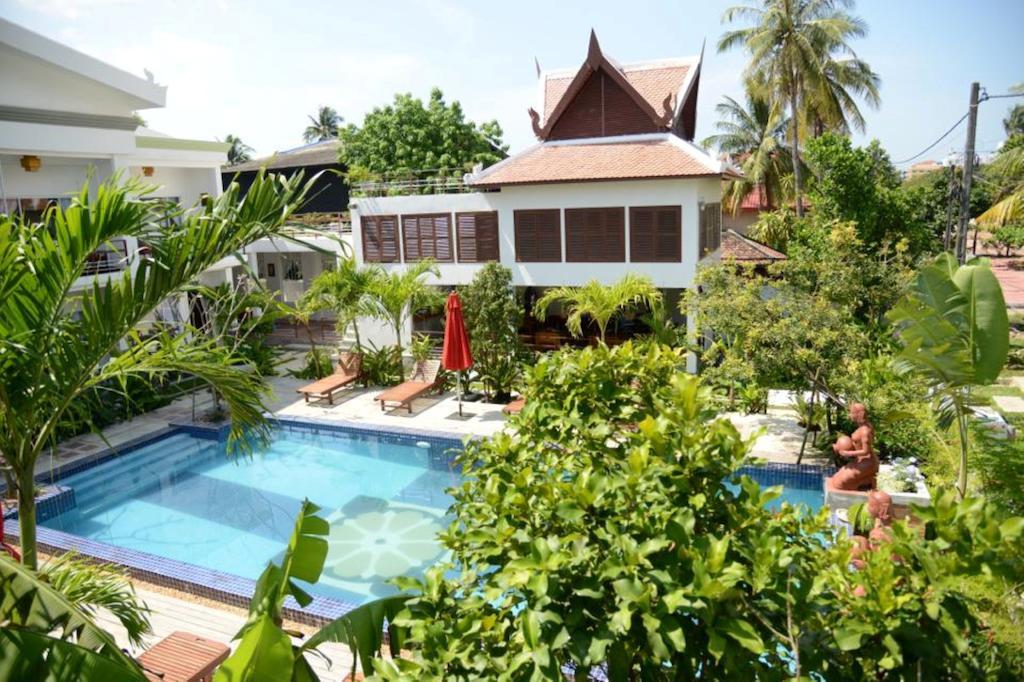 Ropanha Boutique Hotel Sihanoukville Ngoại thất bức ảnh