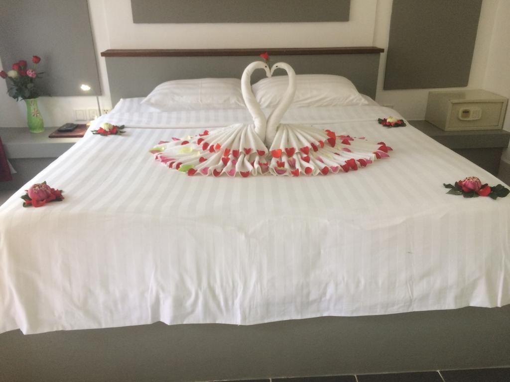 Ropanha Boutique Hotel Sihanoukville Ngoại thất bức ảnh