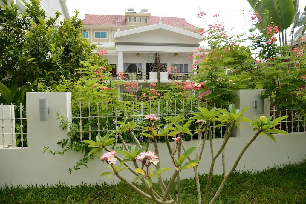 Ropanha Boutique Hotel Sihanoukville Ngoại thất bức ảnh